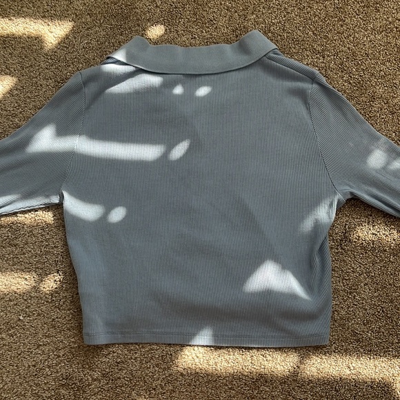 American Eagle long sleeve shirt! - Picture 2 of 2